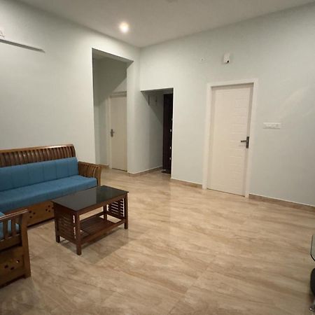 The Karlyle Homestay Vaduvanchal ภายนอก รูปภาพ