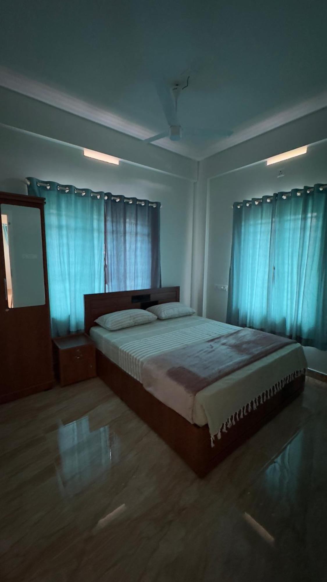 The Karlyle Homestay Vaduvanchal ภายนอก รูปภาพ