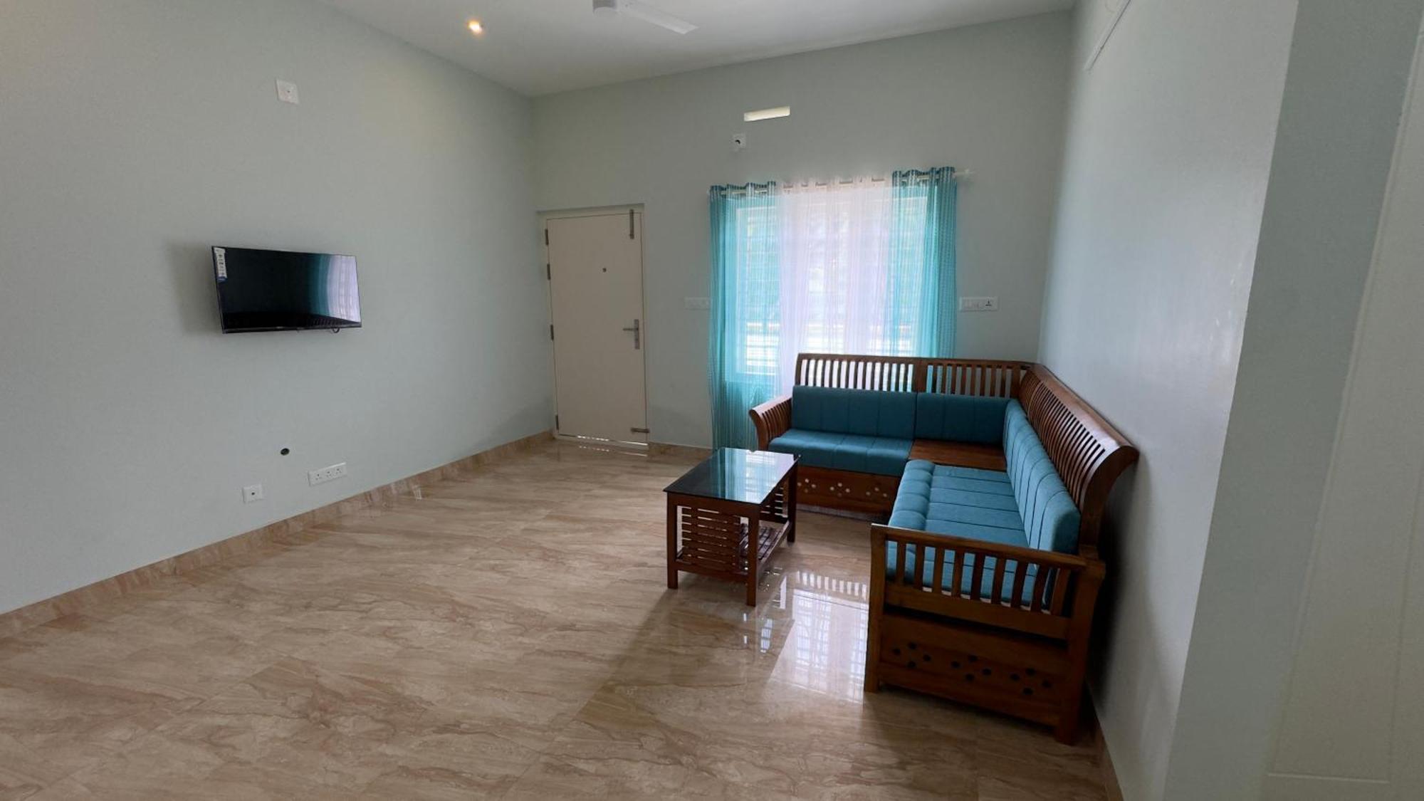 The Karlyle Homestay Vaduvanchal ภายนอก รูปภาพ